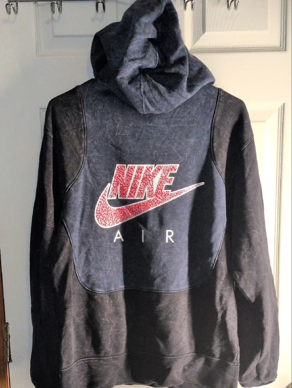 Jordan Men's Black and Dark Gray Pullover Hoodie with Red Jumpman
